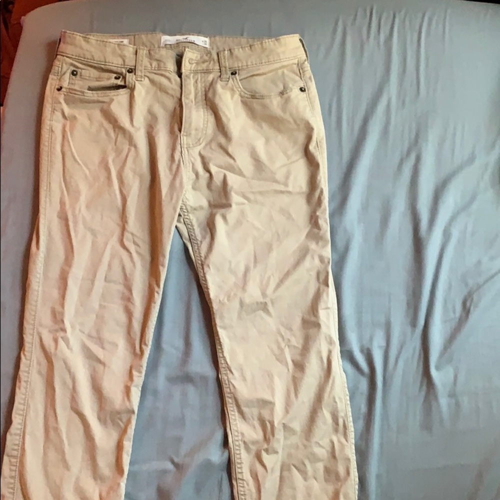 Men’s W29 L30 Hollister Khakis